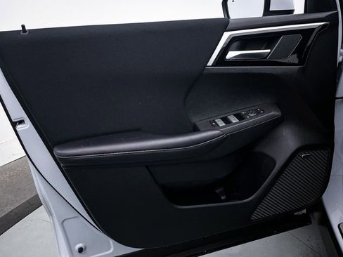 New 2025 Mitsubishi Outlander ES image 14
