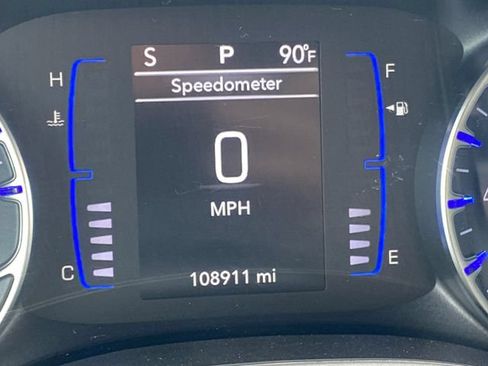 Used 2021 Chrysler Voyager Lxi FWD image 23