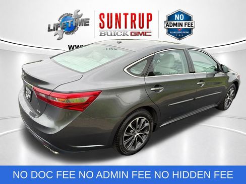 Used 2017 Toyota Avalon XLE w/ All Weather Liner Package FWD image 6