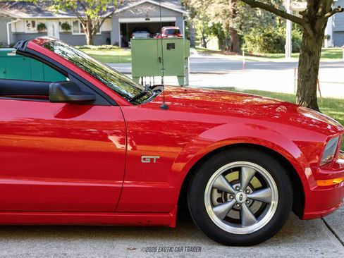 Used 2006 Ford Mustang GT Premium RWD image 11