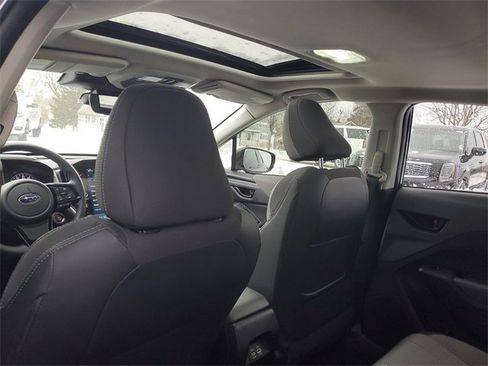 Used 2024 Subaru Crosstrek 2.0i Premium image 10