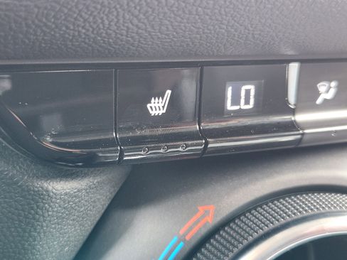 Used 2021 Chevrolet Blazer LT AWD/4WD image 25
