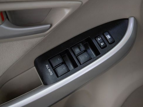 Used 2010 Toyota Prius FWD image 18
