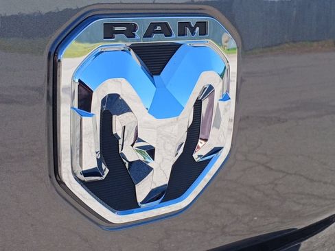 Used 2024 RAM 1500 Big Horn AWD/4WD image 29