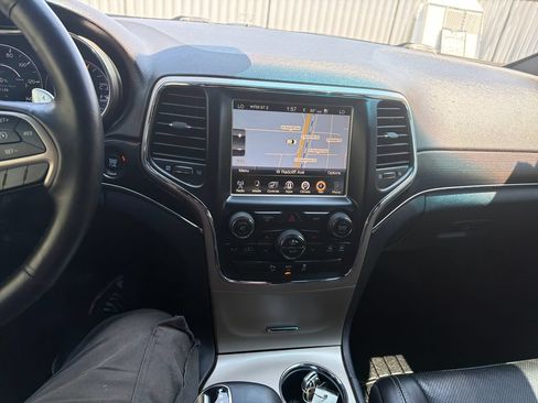 Used 2014 Jeep Grand Cherokee Limited w/ Luxury Group II AWD/4WD image 10
