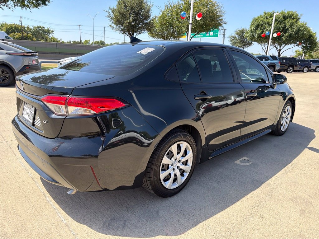 Used 2022 Toyota Corolla LE FWD image 9
