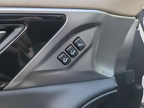 Certified 2023 Subaru Outback Limited image 24