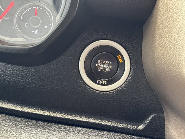 Used 2019 RAM 1500 Laramie AWD/4WD image 28