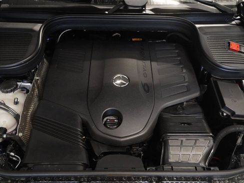 New 2026 Mercedes-Benz GLS 450 4MATIC image 33