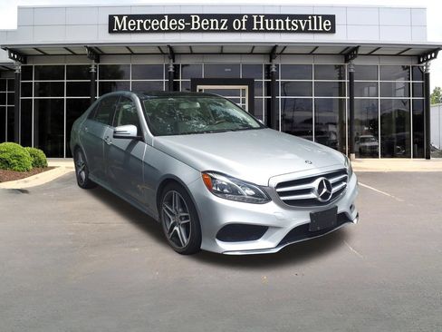Used 2014 Mercedes-Benz E 350 4MATIC Sedan image 1