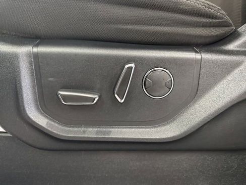 Used 2017 Ford F150 XLT w/ Equipment Group 302A Luxury image 27