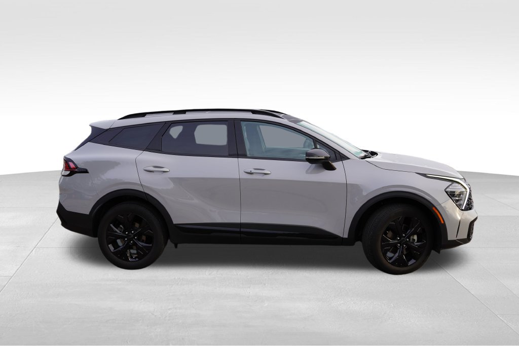 Certified 2025 Kia Sportage X-Line w/ Premium Package AWD/4WD image 3