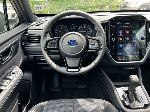 Used 2025 Subaru Forester Premium AWD/4WD image 15
