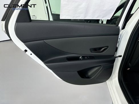 New 2026 Hyundai Elantra Sport FWD image 25
