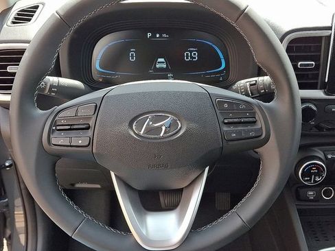 New 2026 Hyundai Venue SEL FWD image 11