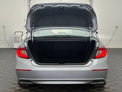 Used 2020 Honda Accord EX-L image 10