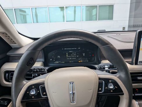 Certified 2023 Lincoln Aviator Reserve w/ Elements Package Plus RWD image 31