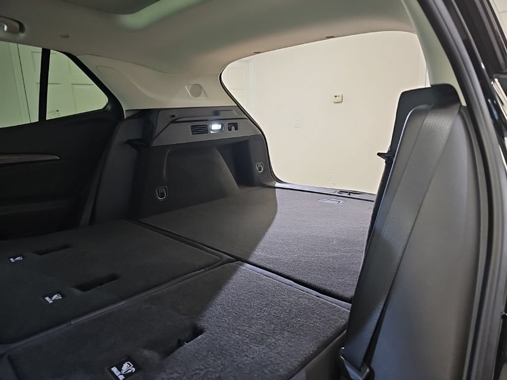 Used 2023 Buick Envision Avenir AWD/4WD image 11
