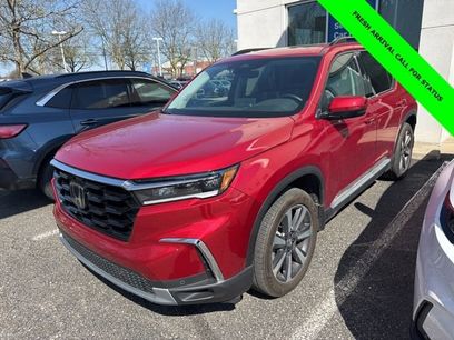 Certified 2025 Honda Pilot Touring