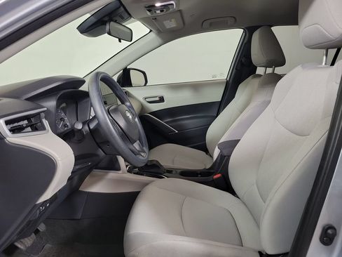 Used 2024 Toyota Corolla Cross L FWD image 12
