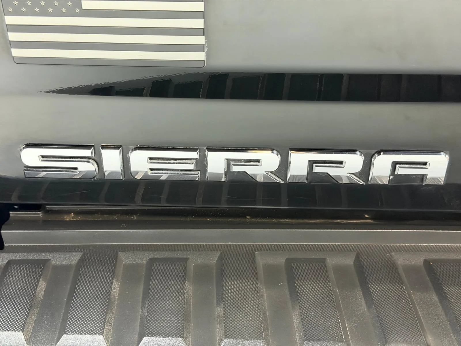 Used 2018 GMC Sierra 1500 Denali AWD/4WD image 11