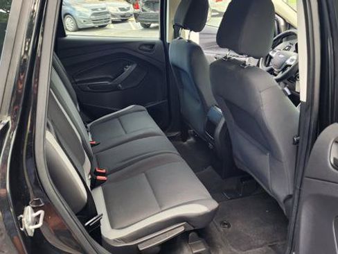 Used 2014 Ford Escape S FWD image 17