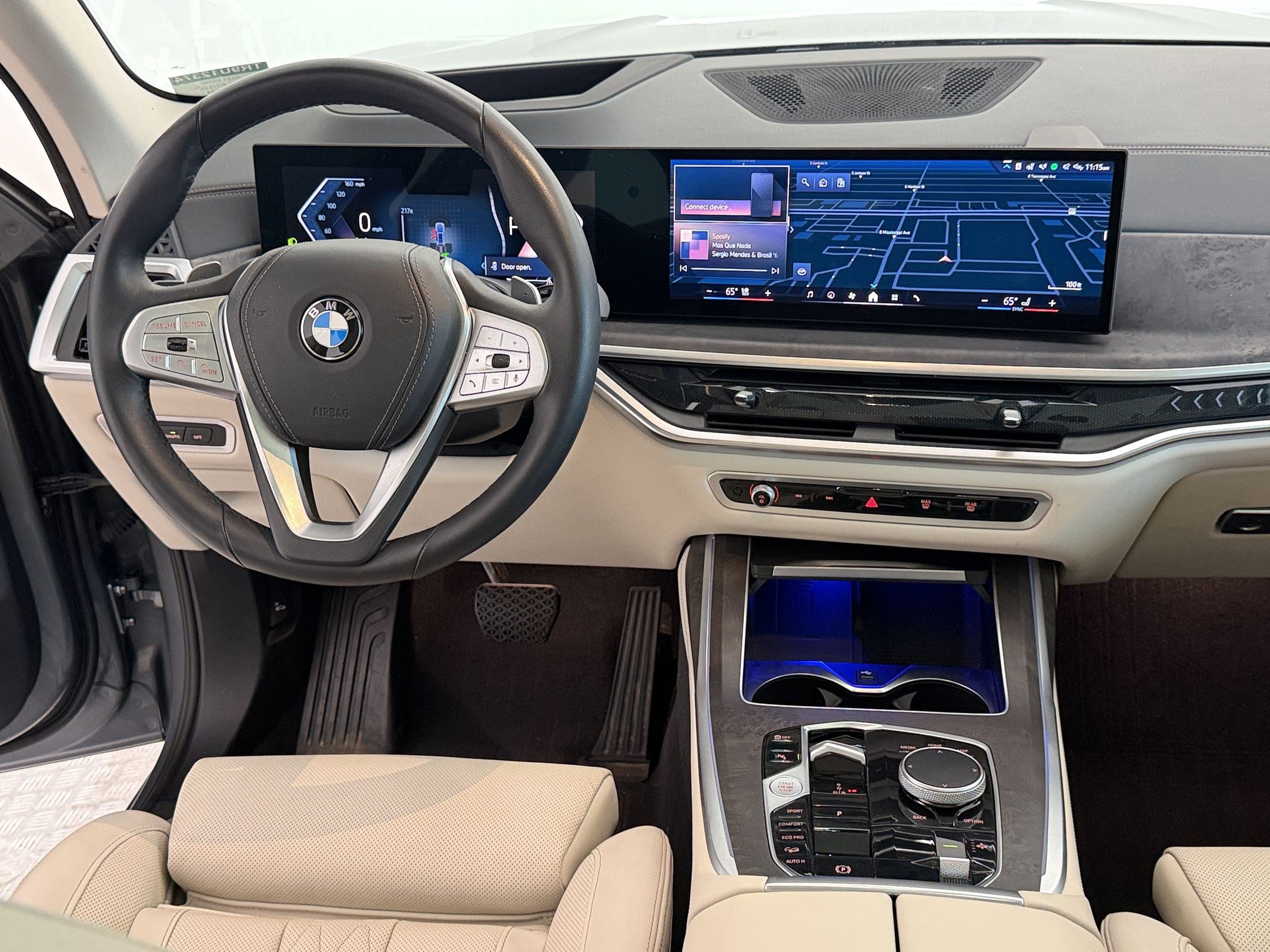 Used 2024 BMW X7 xDrive40i w/ Premium Package AWD/4WD image 29
