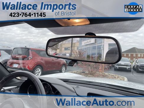 Used 2018 MAZDA MX-5 Miata Club image 23