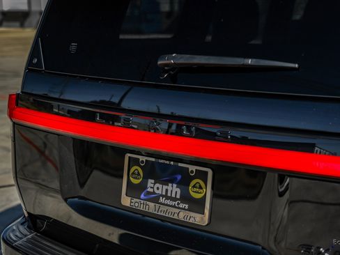 Used 2025 Lexus GX 550 image 27