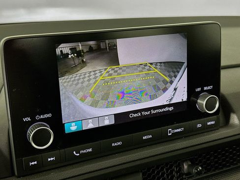 Used 2023 Honda CR-V LX image 14