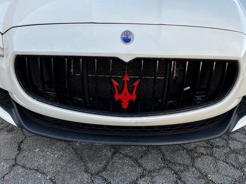 Used 2014 Maserati Quattroporte GTS image 39