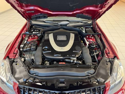 Used 2011 Mercedes-Benz SL 550 image 55