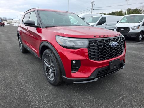 New 2026 Ford Explorer ST w/ Sun And Sound Package image 7