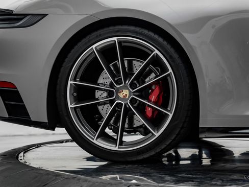 Used 2022 Porsche 911 Targa 4S AWD/4WD image 96