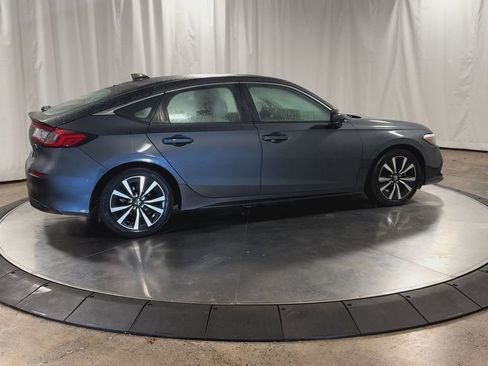 Certified 2023 Honda Civic EX-L image 2