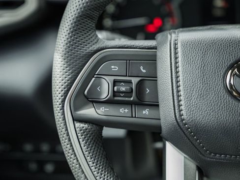 New 2026 Toyota Tundra SR5 AWD/4WD image 32