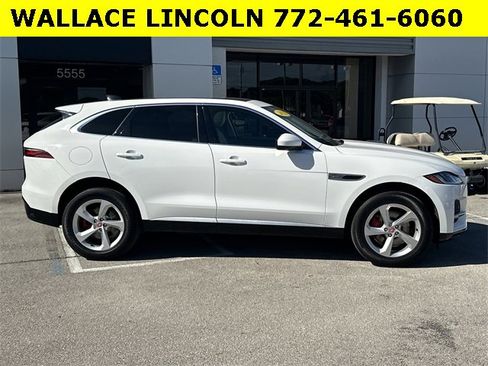 Used 2023 Jaguar F-PACE S image 5