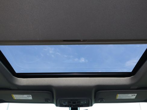 Used 2021 Chevrolet Silverado 1500 RST w/ Texas Edition Plus image 15