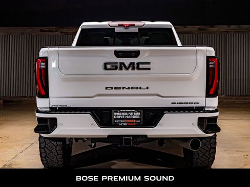 Used 2024 GMC Sierra 3500 Denali w/ Denali Reserve Package image 8