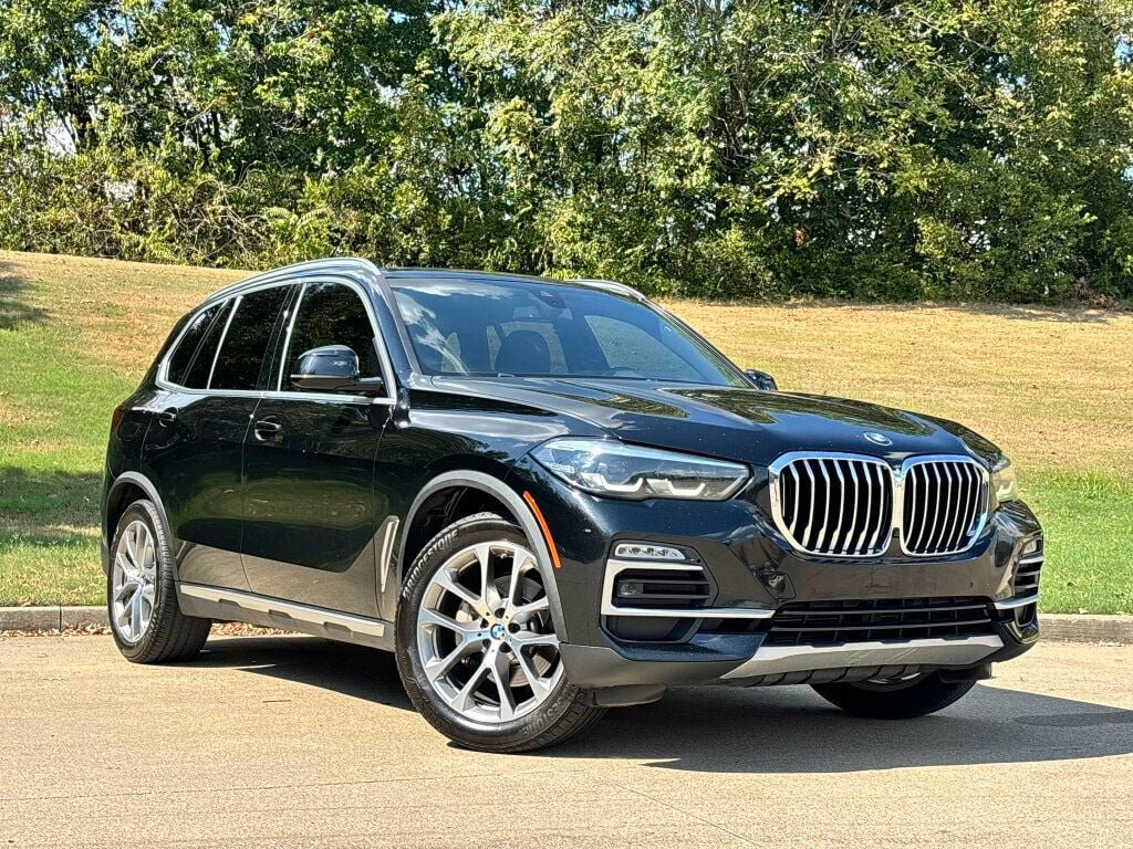 Used 2021 BMW X5 xDrive40i w/ Convenience Package AWD/4WD image 2
