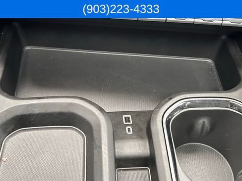 Used 2025 GMC Sierra 2500 AT4X AWD/4WD image 32