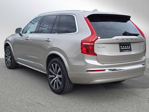 Used 2023 Volvo XC90 B6 Plus w/ Protection Package AWD/4WD image 6