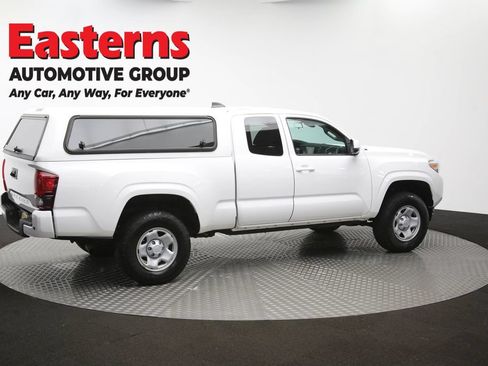 Used 2020 Toyota Tacoma SR w/ SR Convenience Package RWD image 39