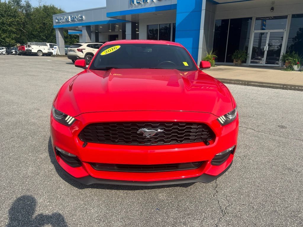 Used 2016 Ford Mustang Coupe RWD image 2