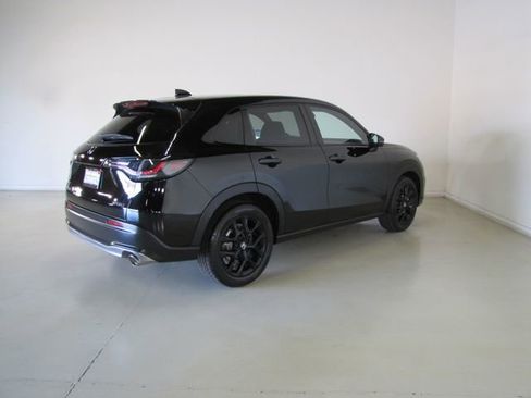 Certified 2024 Honda HR-V Sport image 23