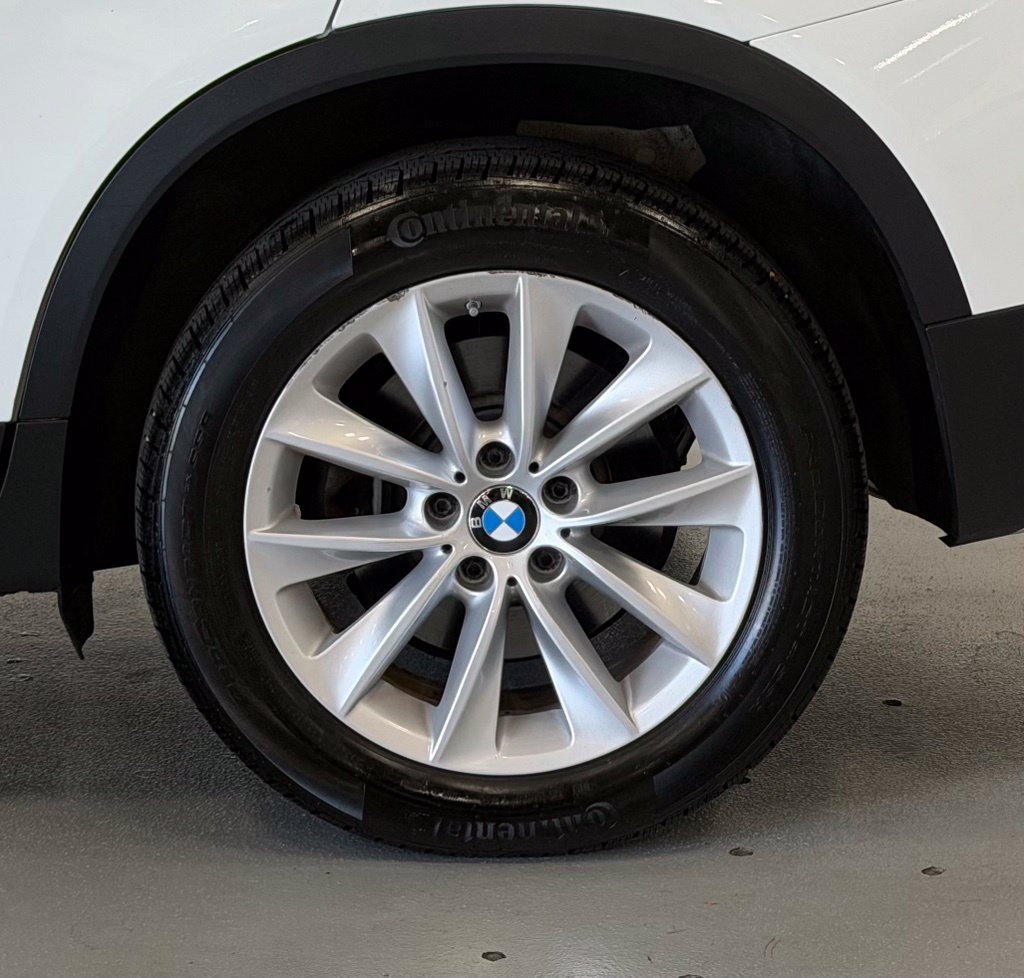 Used 2014 BMW X3 xDrive28i AWD/4WD image 3