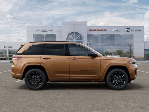 New 2026 Jeep Grand Cherokee Limited AWD/4WD image 47