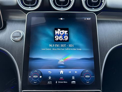 Used 2023 Mercedes-Benz C 300 4MATIC Sedan image 49