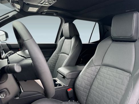 New 2026 Toyota 4Runner SR5 image 5