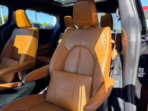 Used 2021 Chrysler Pacifica Pinnacle image 31